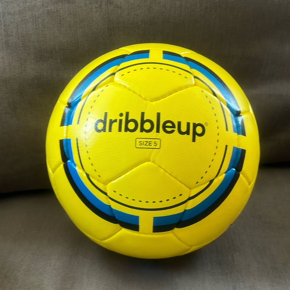Barely used Dribble Up Size 5 Soccer Ball DribbleUp